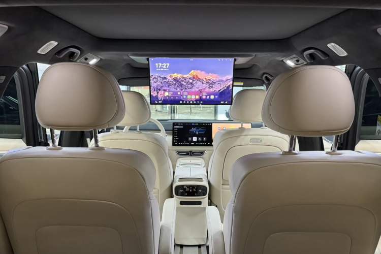 Used Deepal S09 2025 Four-Wheel Drive Ultra+ Custom Edition
