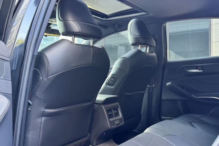 Used Toyota Avalon 2023 2.0L Luxury Edition