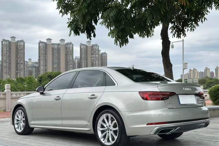 Used Audi A4L 2019 40 TFSI Fashion Version China V
