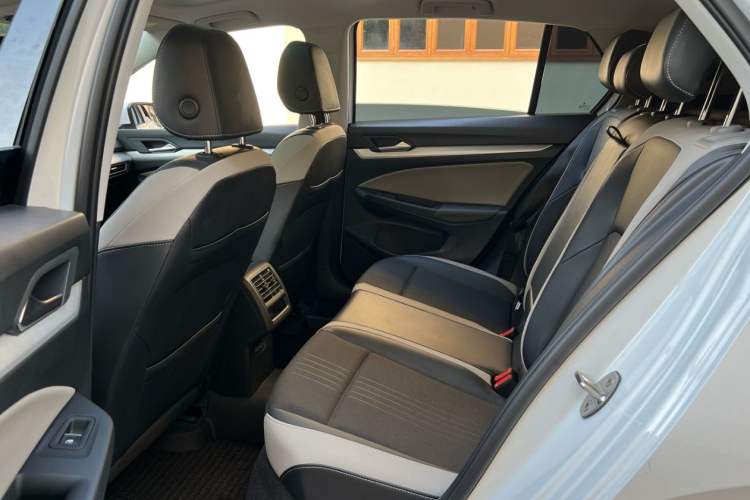 Used Volkswagen Golf 2021 280TSI DSG Pro First Edition
