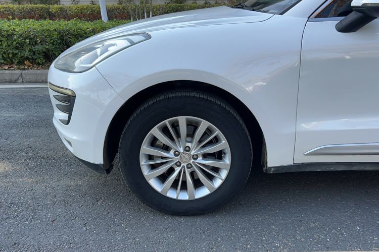 Used Zotye SR9 2017 2.0T Automatic Ultimate Light Edition
