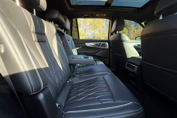 Used GAC Trumpchi GS8 2022 Flagship Series 2.0 TGDI Four-Wheel Drive Luxury Smart Connectivity Version (7 Seats)
