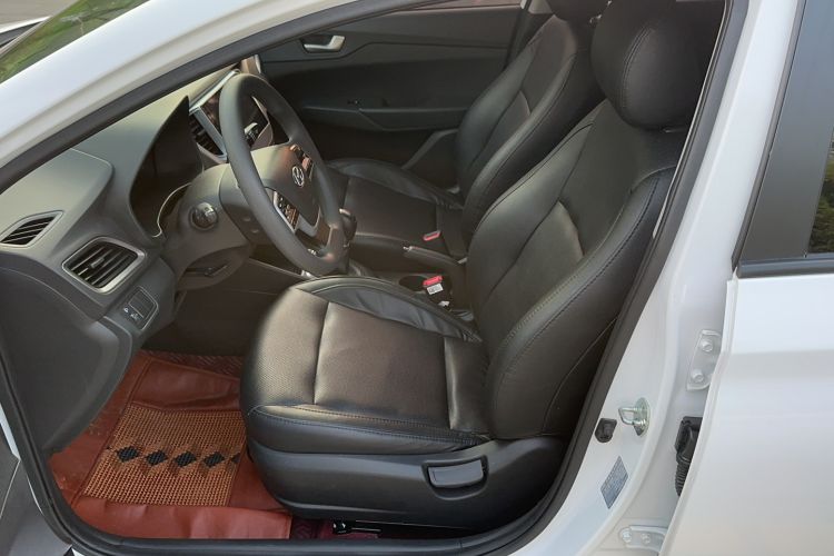 Used Hyundai Verna 2016 1.4L Manual Cool Edition GLS
