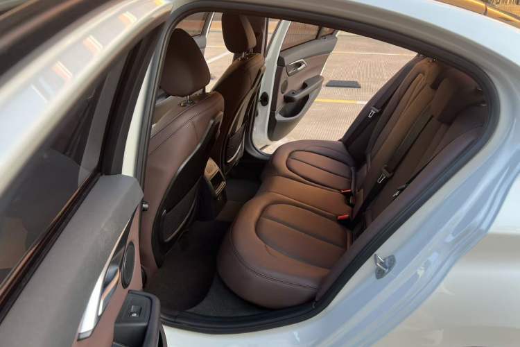 Used BMW 1 Series 2020 125i Leading Model M Sport Package
