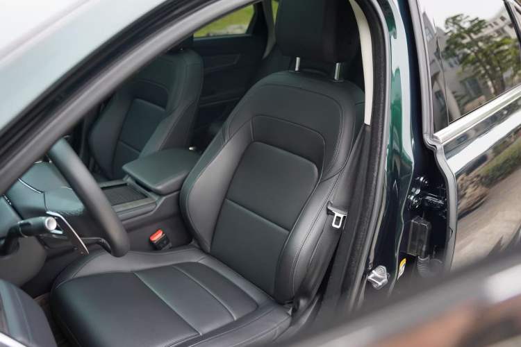 Used Jaguar XFL 2023 XFL 2.0T P200 Two-Wheel-Drive Elite Luxury Edition
