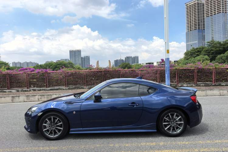 Used Toyota 86 2017 2.0L Manual Luxury Edition
