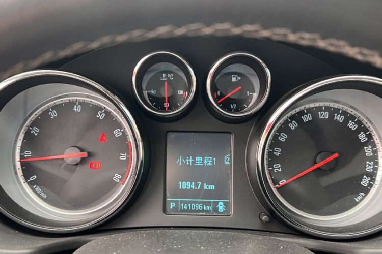 Used Buick Regal 2014 1.6T Fashionable Tech Edition
