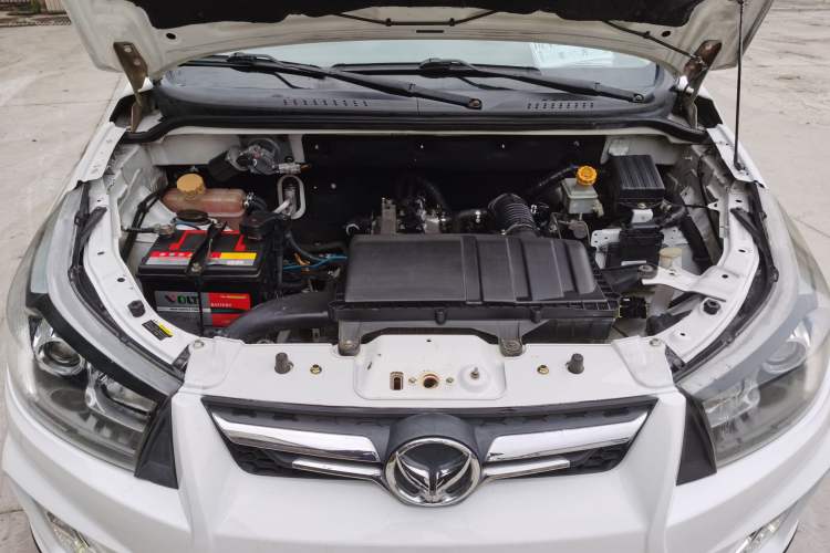 Used HYOSOW S3 2014 1.5L Comfort Version China IV Emission Standard
