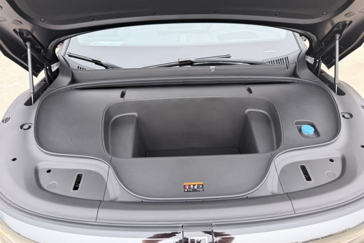 Used Zeekr 7X 2025 100 kWh Long-Range Rear-Wheel Drive with Intelligent Driving Features