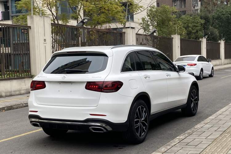 Used Mercedes-Benz GLC 2020 Facelift GLC 260 L 4MATIC Luxury Edition
