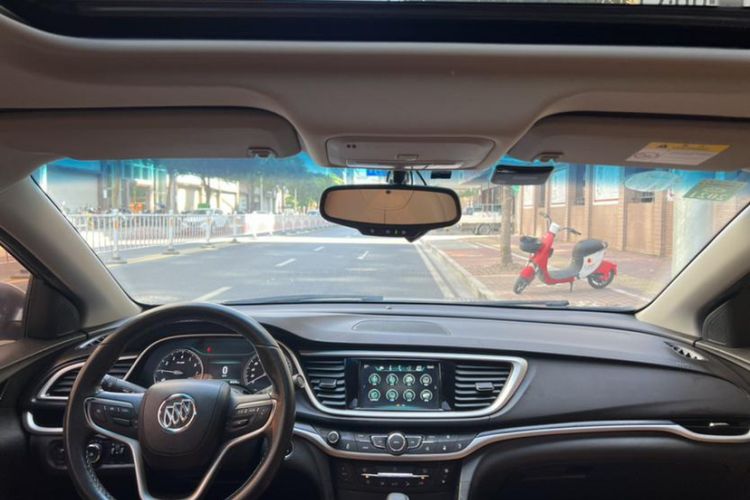 Used Buick Excelle GX 2018 18T Automatic Flagship Model
