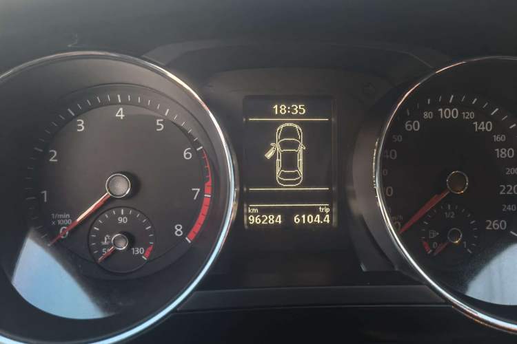 Used Volkswagen Sagitar 2018 280TSI DSG Comfort Model
