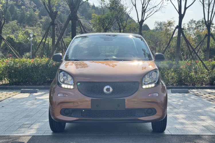 Used  forfour 2016 1.0L 52 kW Dynamic Edition
