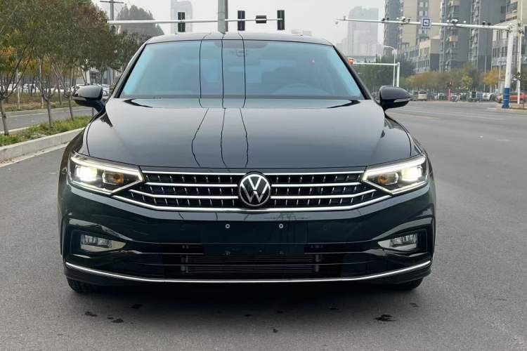 Used Volkswagen Magotan 2023 2 Million Units Limited-Edition 280TSI DSG Comfort Version
