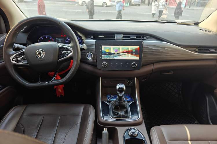 Used Dongfeng Ruichi 7 2022 2.3T Manual 4x4 Diesel Standard Version with Long Cargo Bed and Flatbed M9T