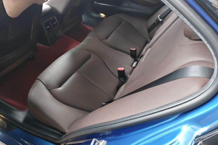 Used BMW 3 Series 2018 320Li Leading Model M Sport Package
