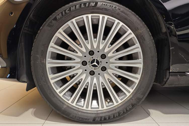 Used Mercedes-Benz E-Class 2021 Facelift E 300 L Stylish Edition
