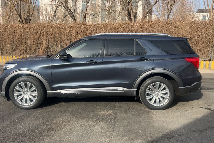 Used Ford Explorer 2020 EcoBoost 285 4x4 Titanium Edition 6 Seats