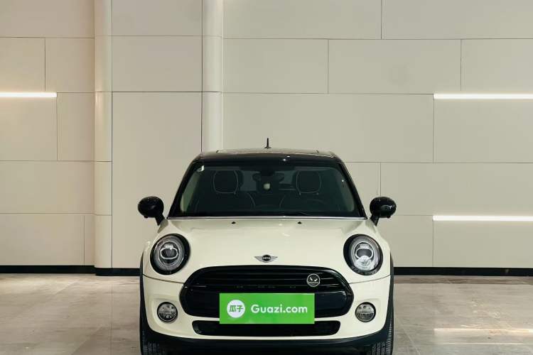 Used  MINI 2016 1.5T COOPER Five-Door Edition
