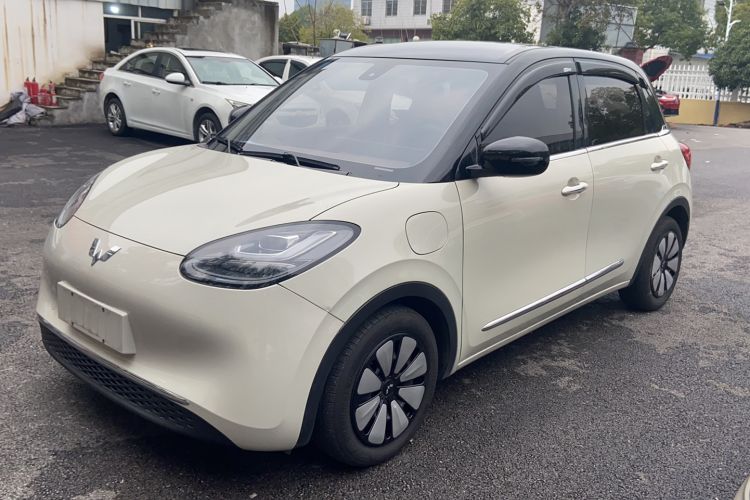 Used Wuling Bingo 2023 333 km Lingxi Connected+ Version

