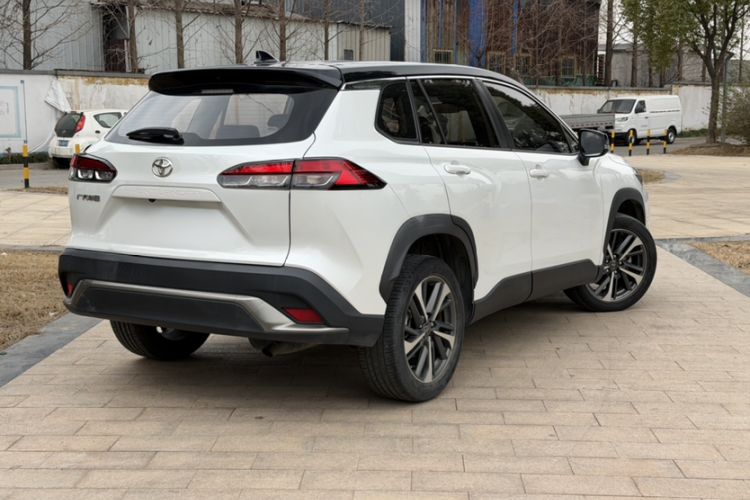 Used Toyota FRONTLANDER 2022 2.0L CVT Luxury PLUS Edition
