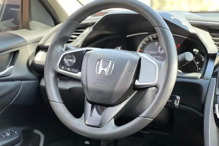 Used Honda Civic 2016 180TURBO CVT Comfort Version