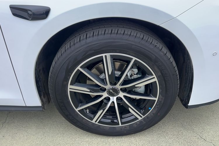 Used BYD Seal 06 New Energy 2025 DM-i Smart Drive 120KM Prestige Model
