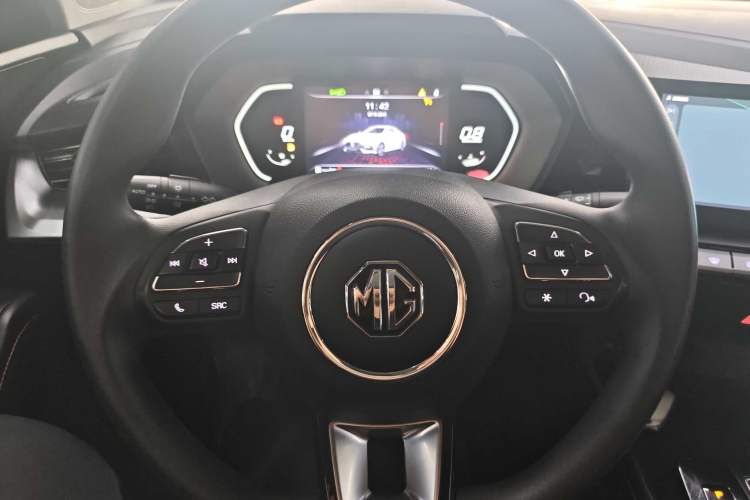 Used MG 5 2021 Revised Version 180 DVVT CVT Youth Luxury Edition
