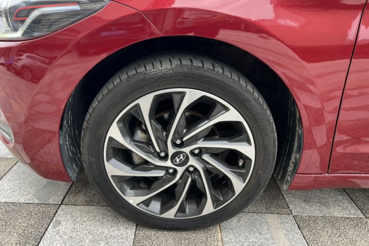 Used Hyundai Elantra 2019 1.4T Dual-Clutch Xuan Dong · Dynamic Model