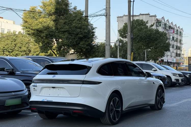 Used Nio ET5T 2023 75 kWh Touring