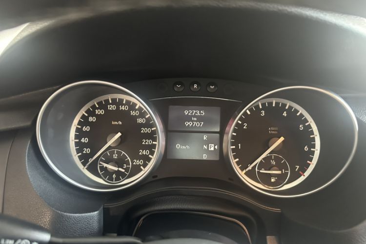 Used Mercedes-Benz R-Class 2017 R 320 4MATIC Business Edition Prestige Model