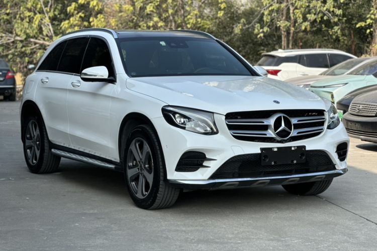 Used Mercedes-Benz GLC 2017 GLC 260 4MATIC Luxury Model
