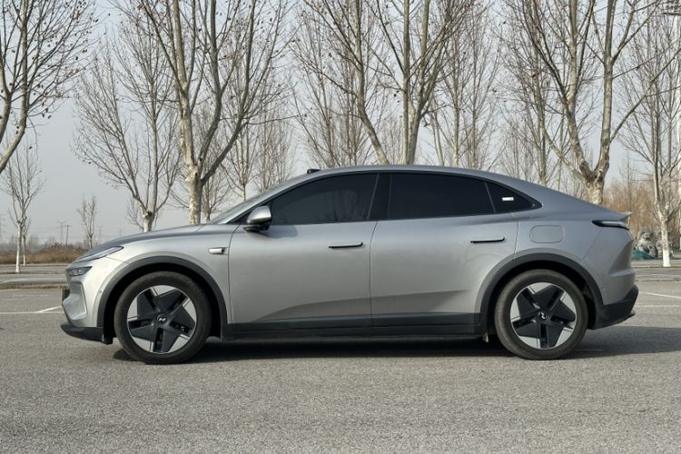 Used ONVO L60 2024 60 kWh Rear-Drive Version