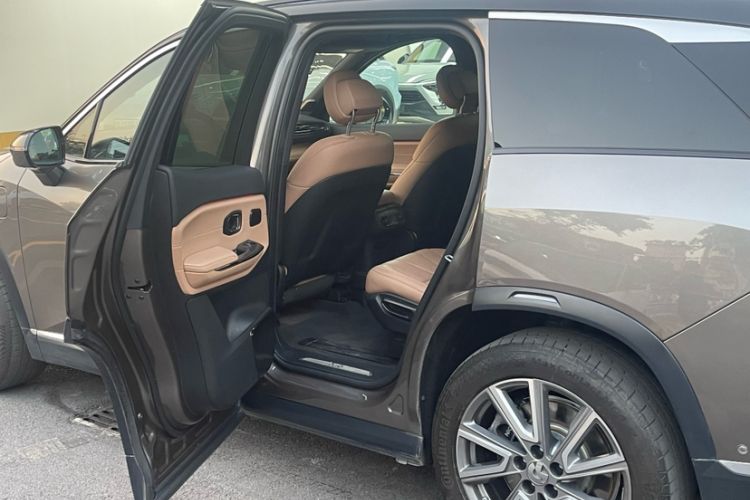 Used Nio ES8 2020 415 km Range 7-Seater Version
