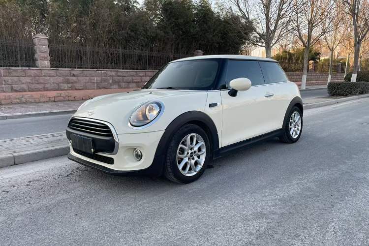 Used  MINI 2021 1.5T ONE
