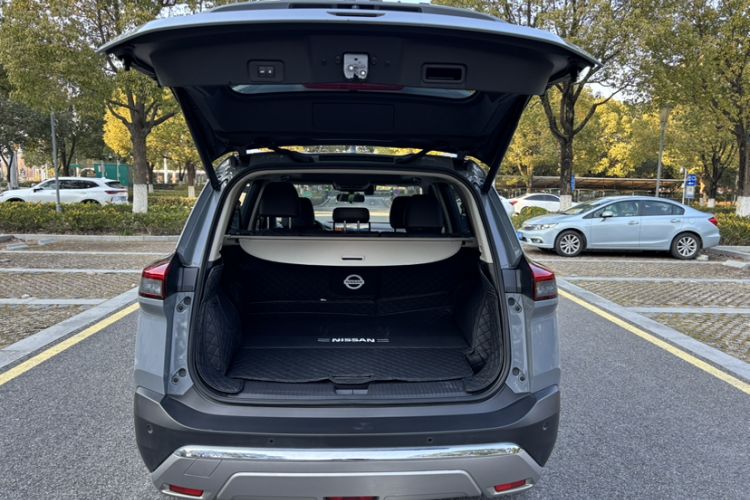 Used Nissan X-Trail 2023 e-POWER Ultra-Hybrid Dual-Motor All-Wheel-Drive Supreme Edition
