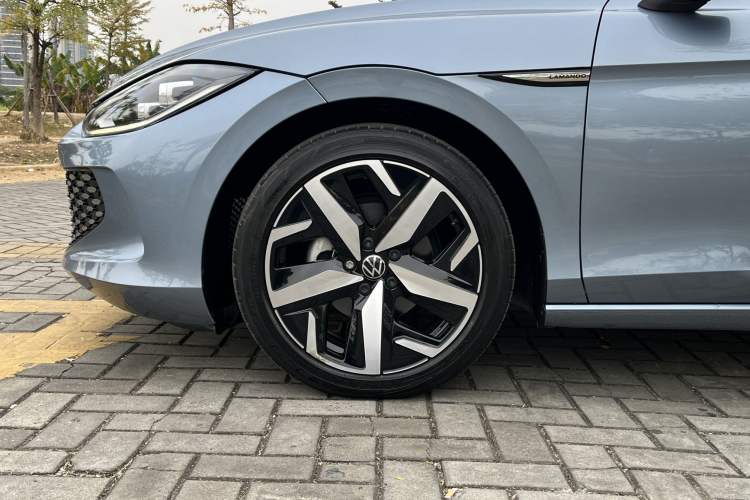 Used Volkswagen Lamando 2022 Lavida L 280TSI DSG Cool & Spicy Edition
