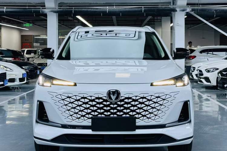 Used Changan CS55PLUS 2024 3rd Generation 1.5T DCT Prestige Model
