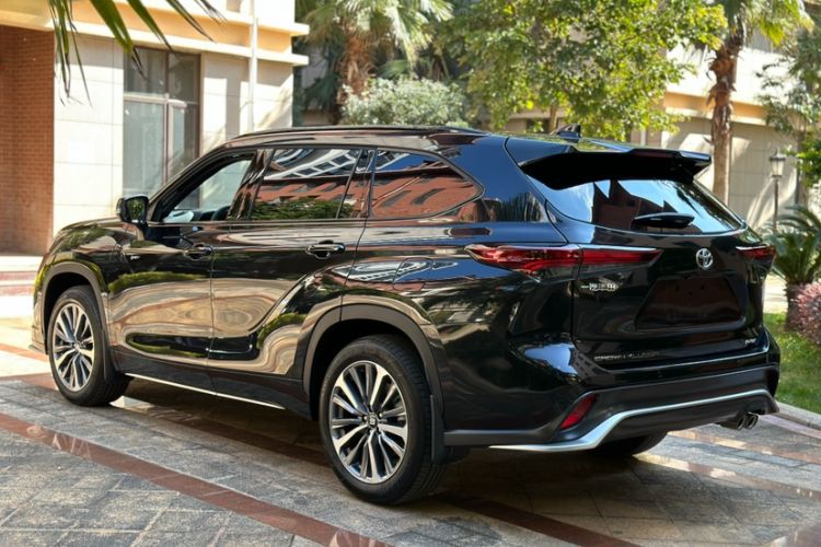 Used Toyota Crown Land Cruiser 2024 2.5L HEV Four-Wheel Drive Premium Edition
