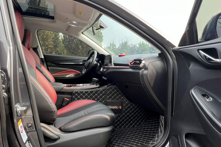 Used Oshan X5 2021 1.5T DCT Prestige Edition
