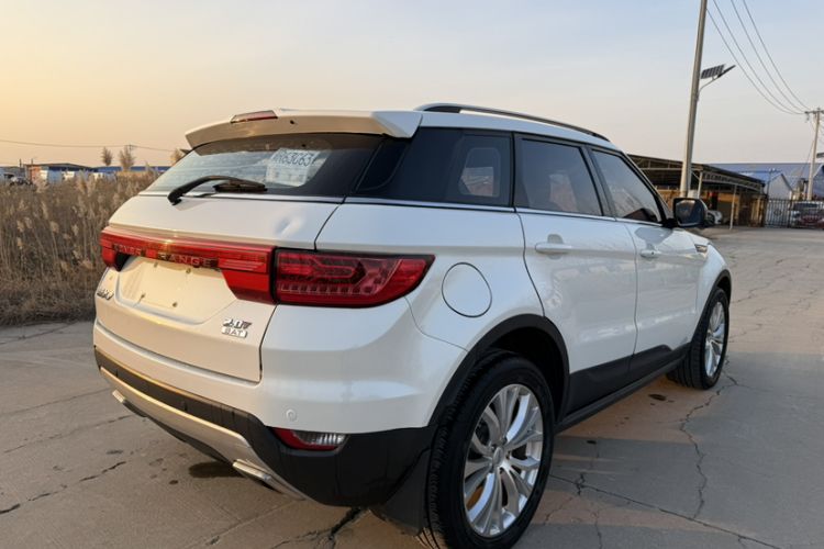 Used Land X7 2016 2.0T Panoramic Prestige Edition
