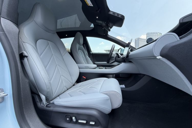 Used Nio ET5T 2025 75 kWh Touring