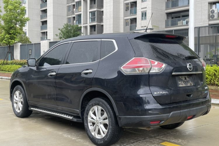 Used Nissan X-Trail 2015 2.0L CVT Comfort MAX Edition 2WD
