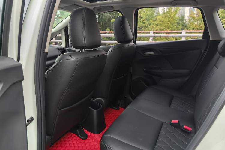 Used Honda Fit 2018 1.5L CVT Comfort Sunroof Version
