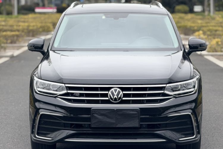 Used Volkswagen Tiguan L 2024 330TSI Automatic Two-Wheel Drive R-Line Enhanced Edition
