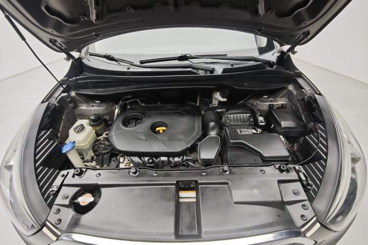 Used Hyundai ix35 2015 2.0L Automatic 2WD Comfort Edition China IV Standard
