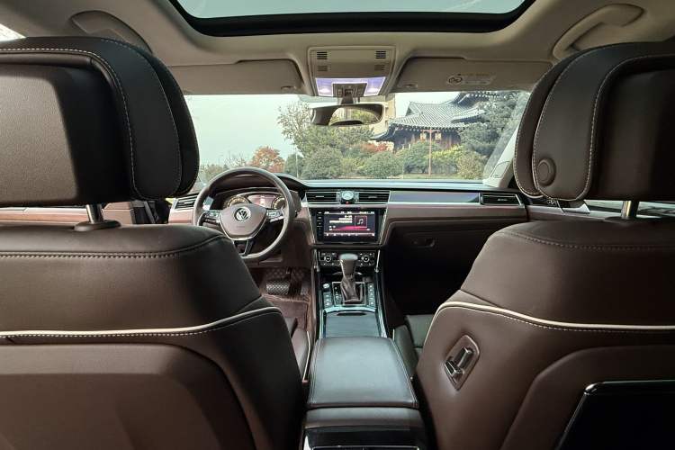 Used Volkswagen Phideon 2021 380TSI Prestige Edition
