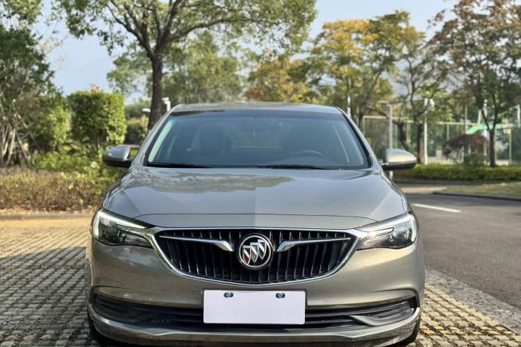 Used Buick GT 2018 18T Automatic Elite Model
