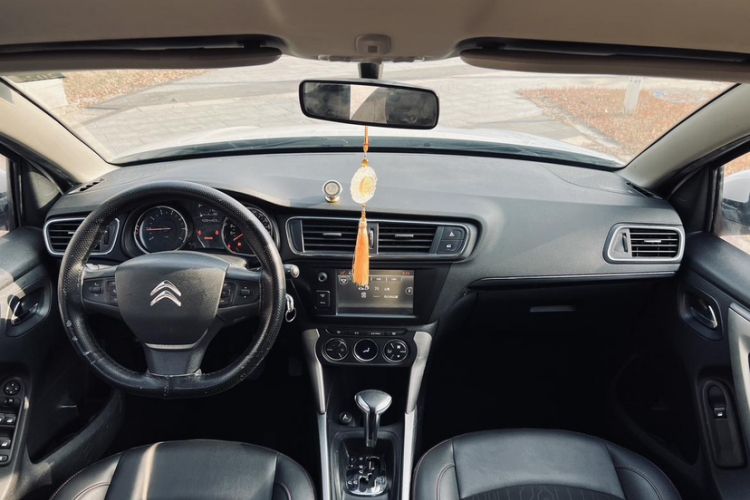 Used Citroen C3-XR 2015 1.6L Automatic Pioneer Model
