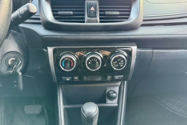 Used Toyota YARiS L 2020 X-Trail X 1.5L CVT Leading Edition